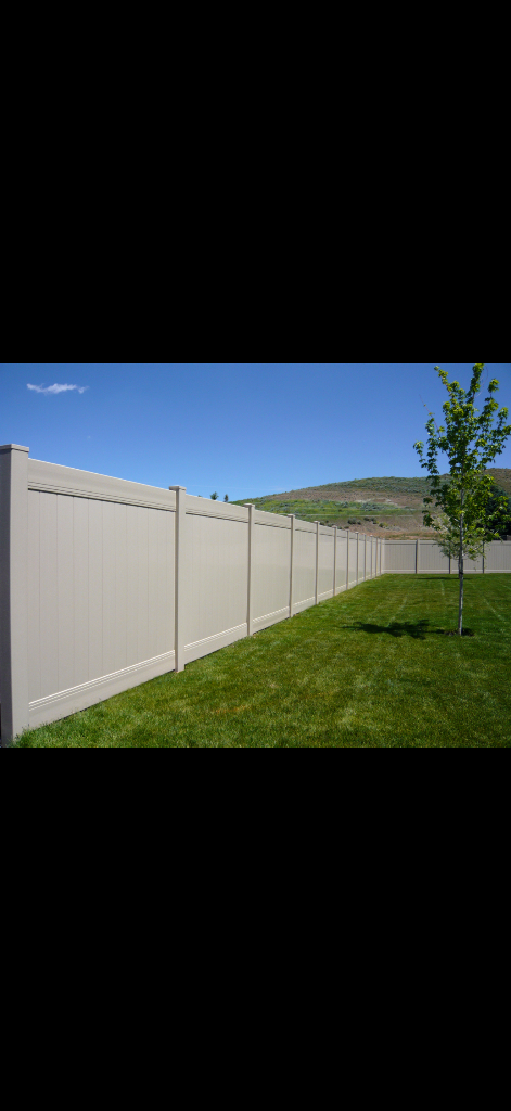 Vinyl Privacy