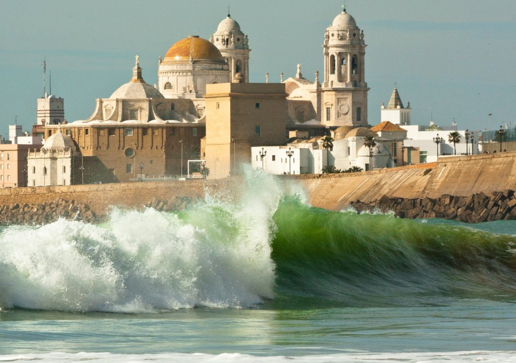 Cadiz skyline, a hub for the offshore wind industry