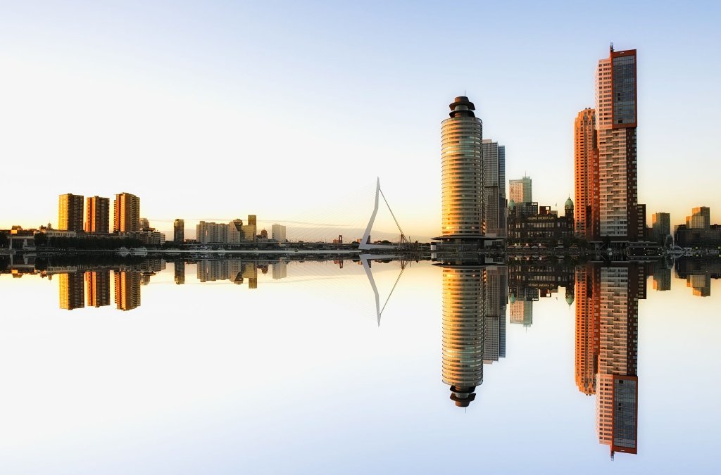 Rotterdam skyline, a hub for the offshore wind industry