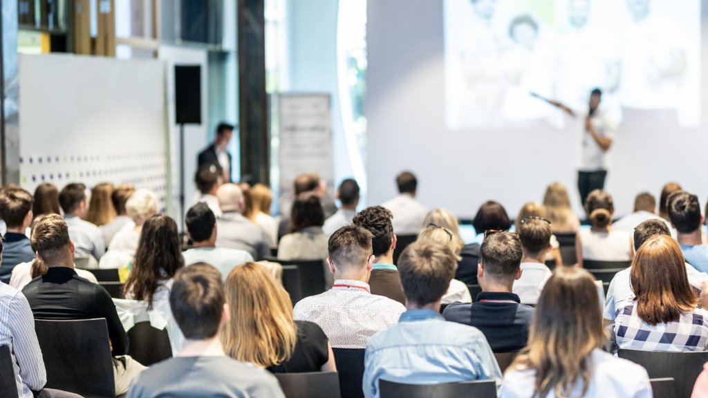 Formation UniTND — professionnels en réunion