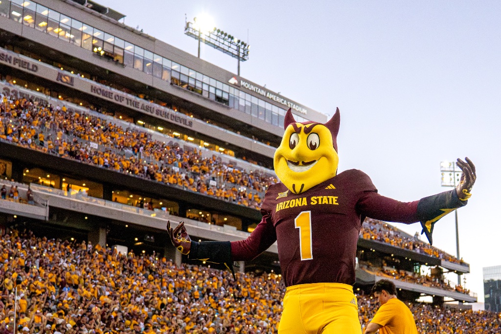 FOOTBALL photo 30