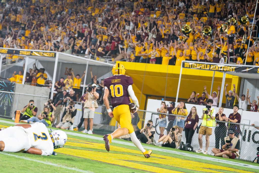 FOOTBALL photo 33