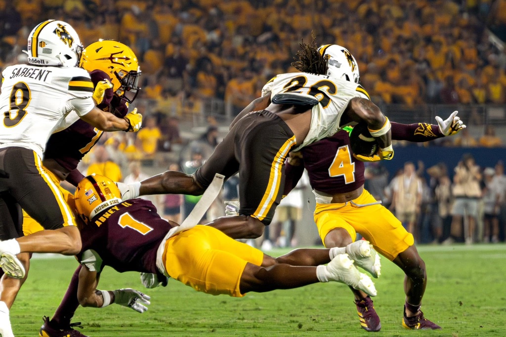FOOTBALL photo 123