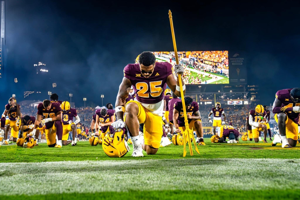 FOOTBALL photo 126