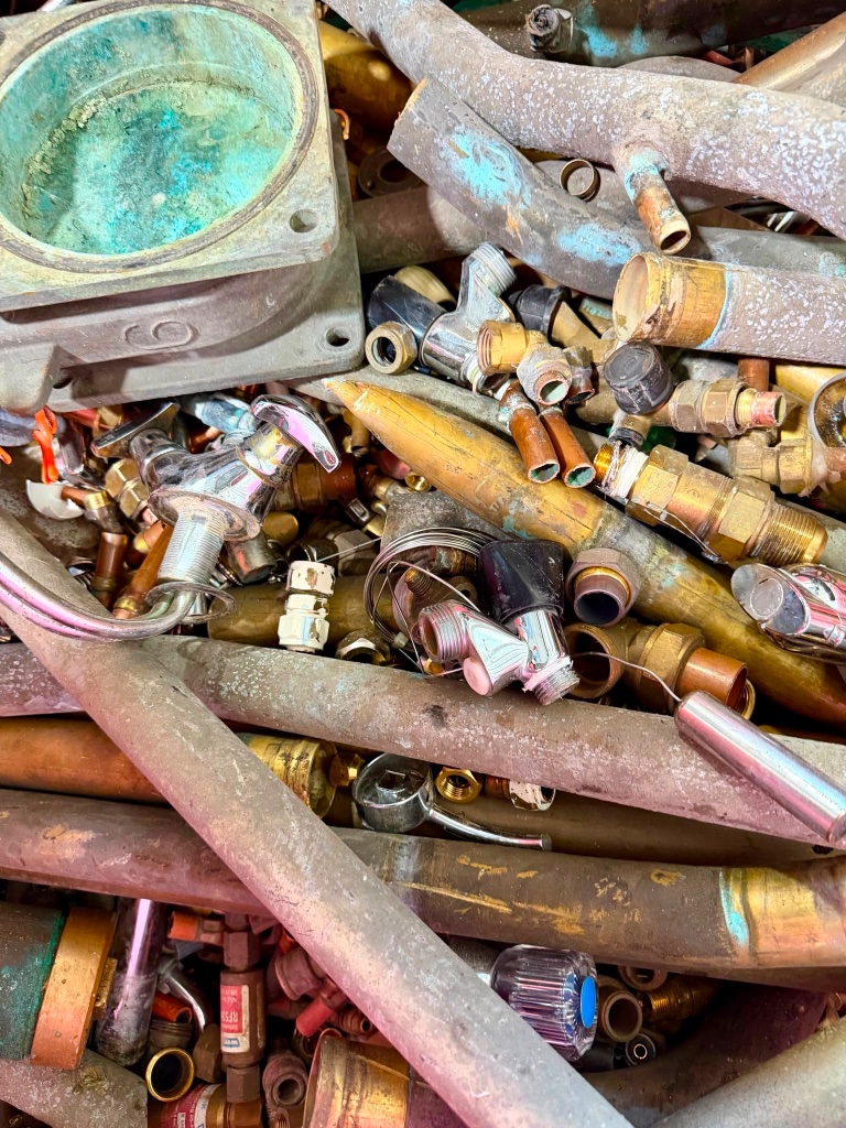 Non-ferro metalen, koperen fittingen en buizen