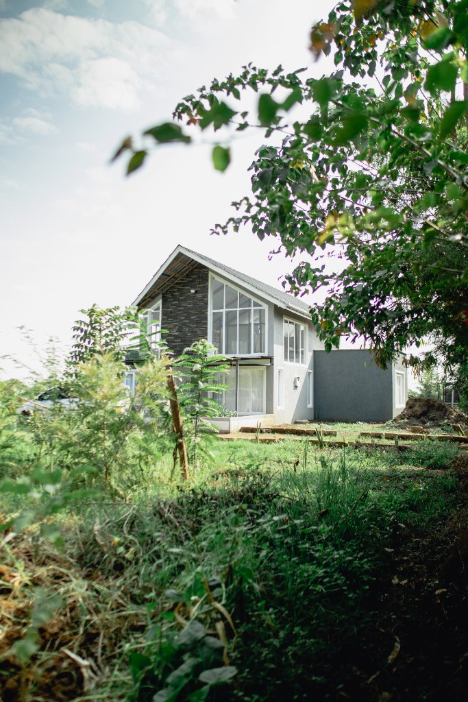 Modern home built by Homes by Crafty KE in Kenya