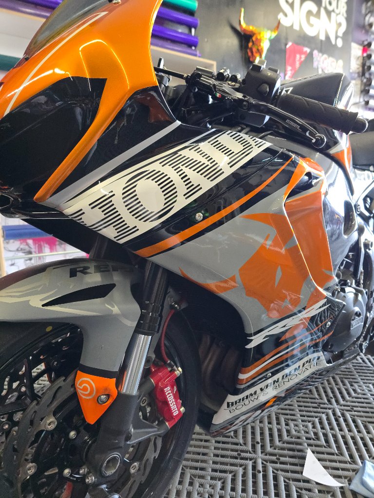 Honda Trackbike — Motorwrap