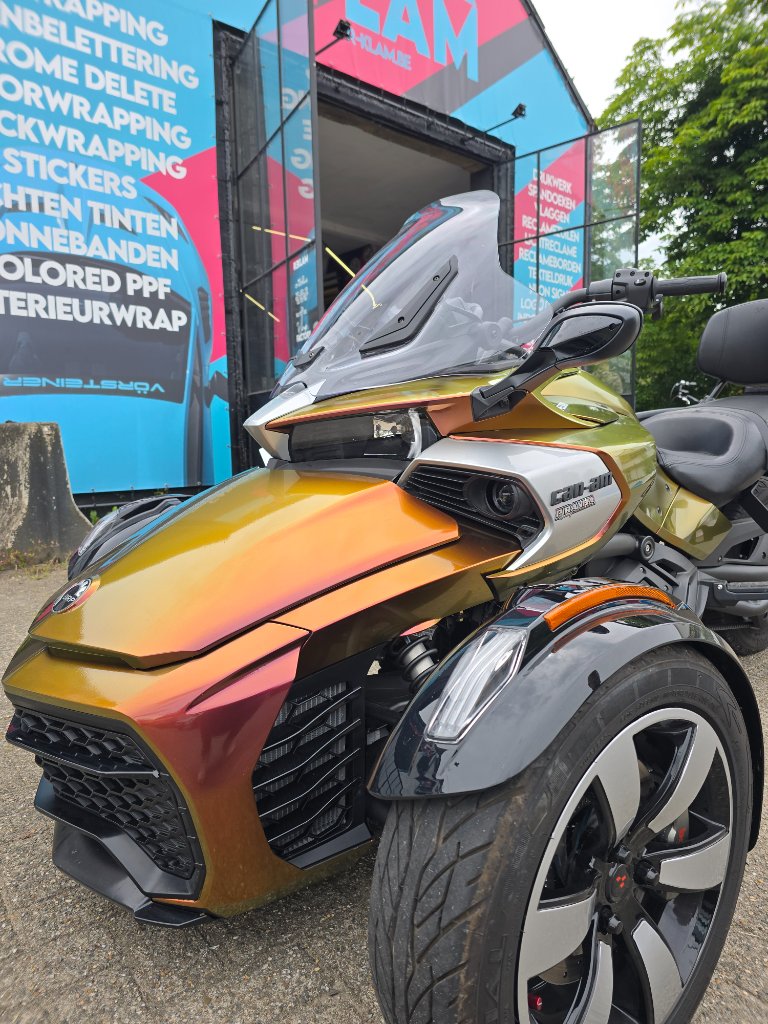 Can-Am Spider — Colorshift Wrap