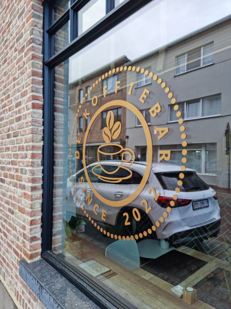 Raamsticker — Contour Goud