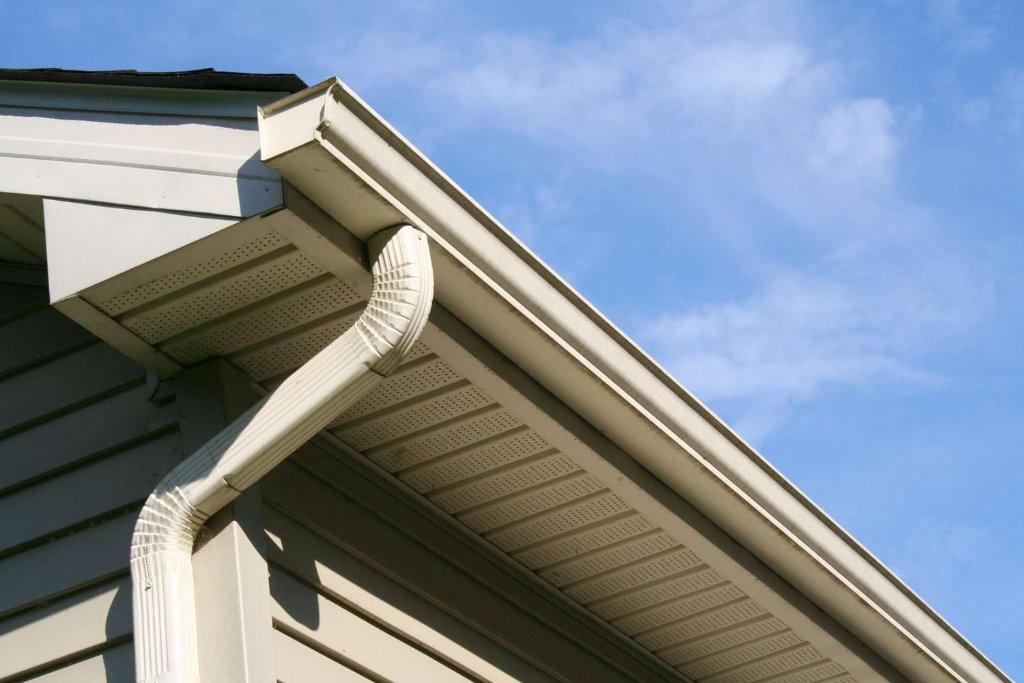 Residential gutter and downspout on Utah home