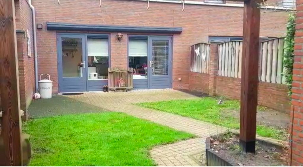 Pergola & zithoek in de tuin