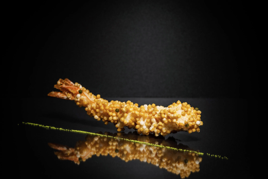 Tempura-Garnele mit Kräuterpulver