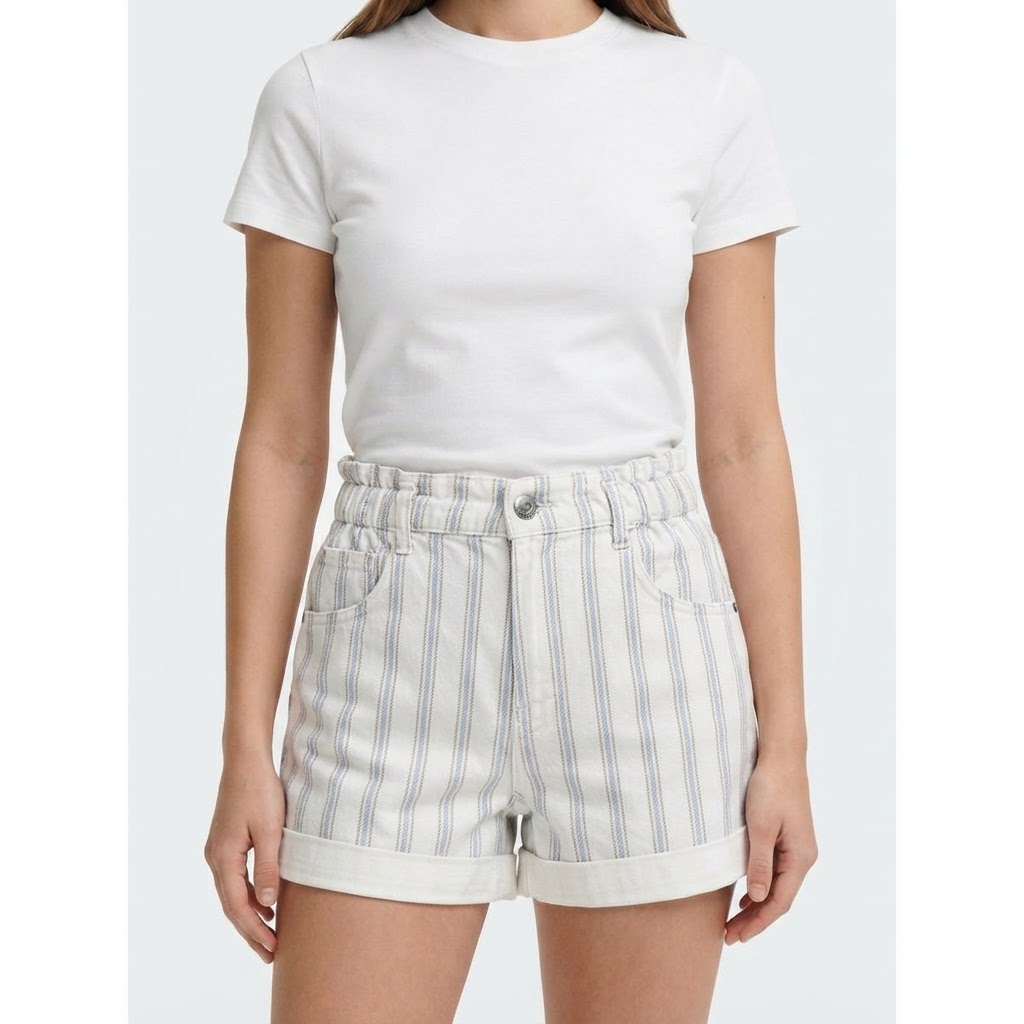 Short à rayures