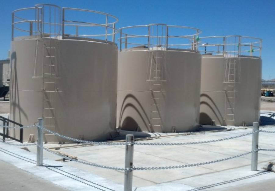 Industrial storage tanks