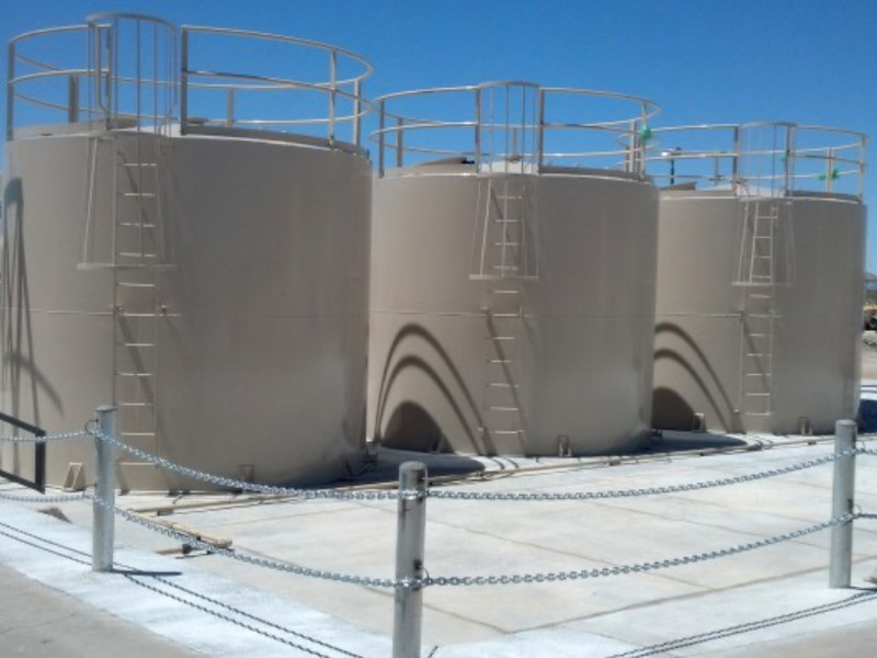 Industrial storage tanks