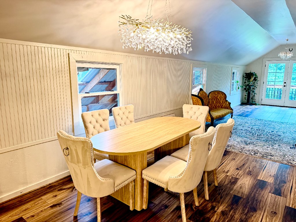 Bridal suite dining area with crystal chandelier