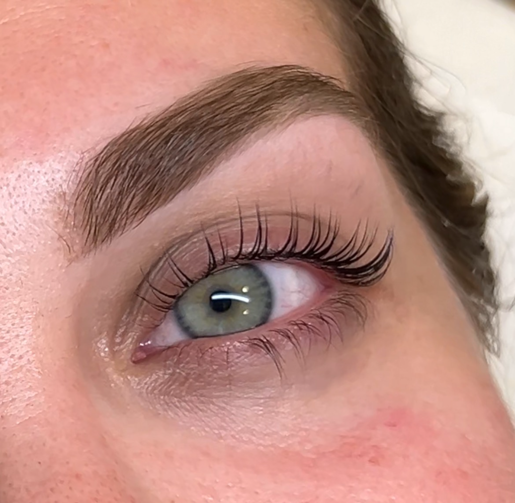 Lash lift + styling