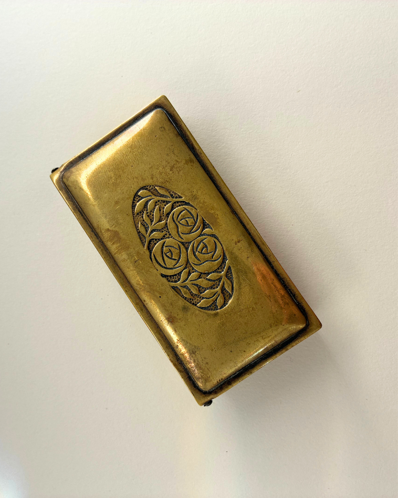 1920s Rose Stamp Tin