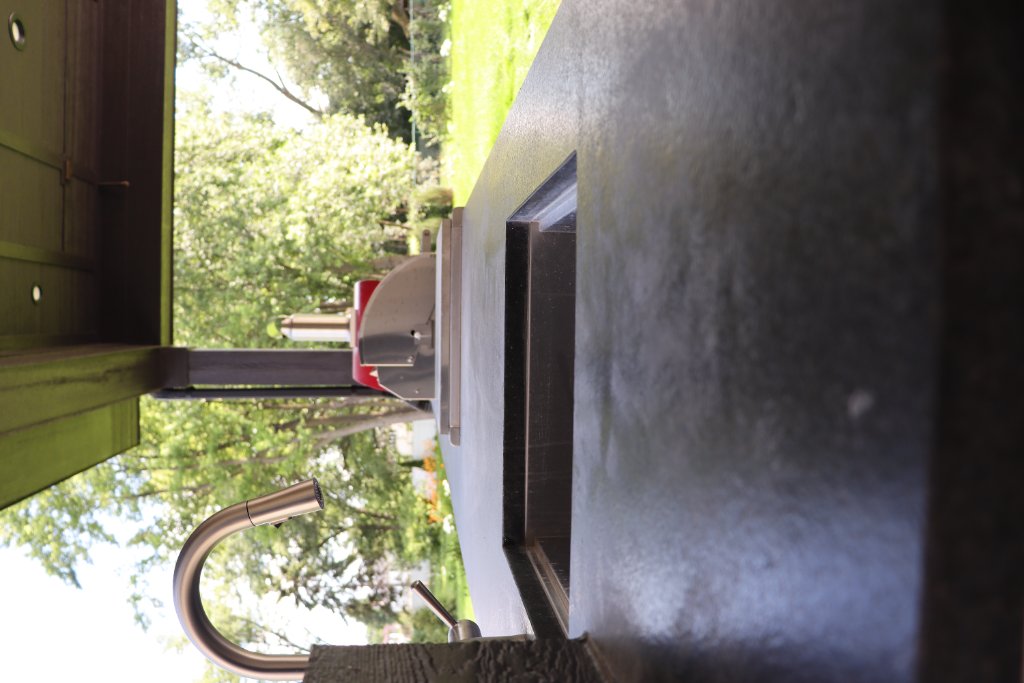 Custom Stone Patio & Outdoor Kitchen