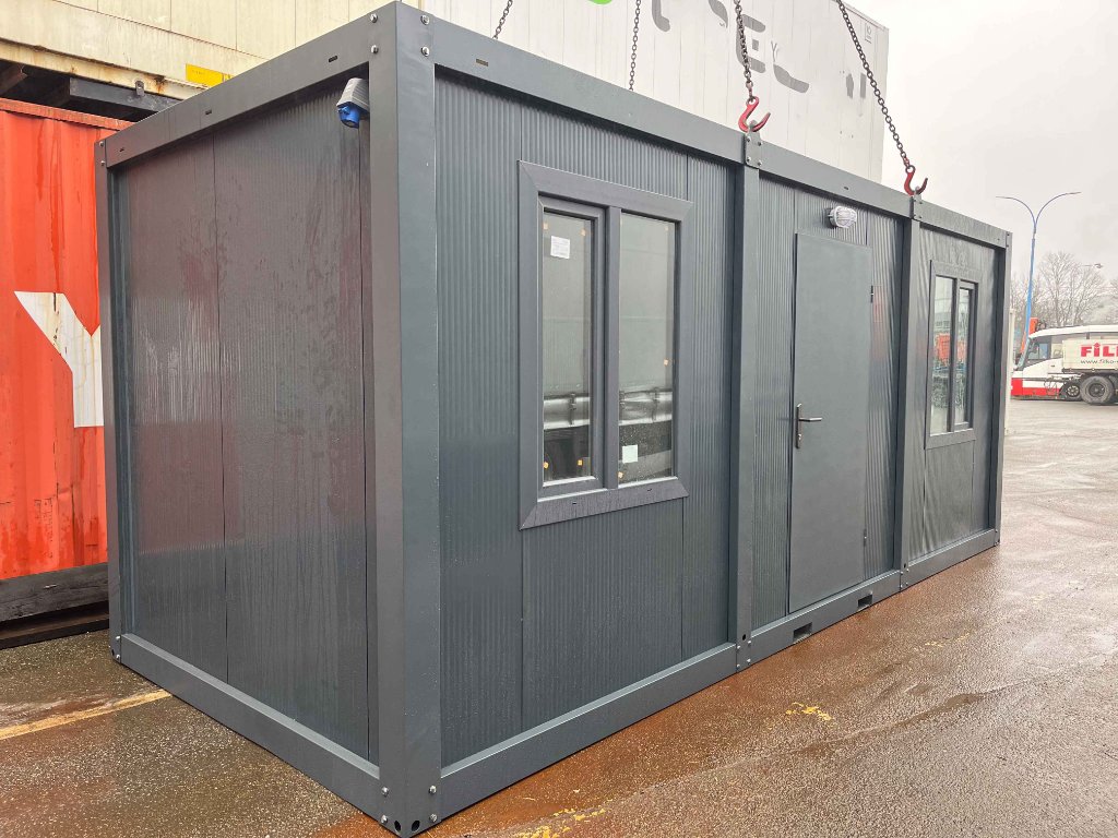 20 Fuß Bürocontainer RAL 7016 wird per Kran geliefert