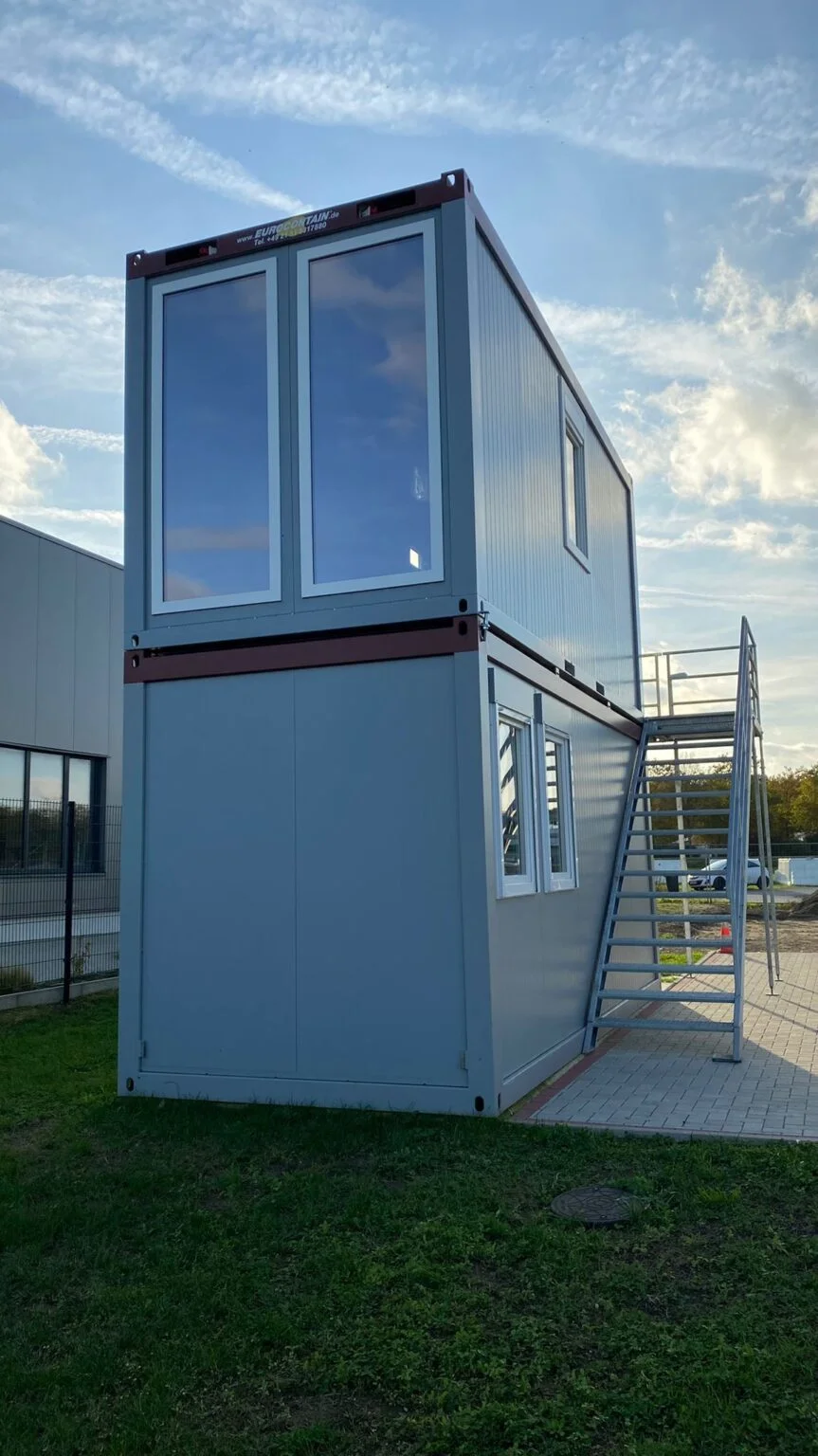 Schlüsselfertiger zweistöckiger Wohncontainer