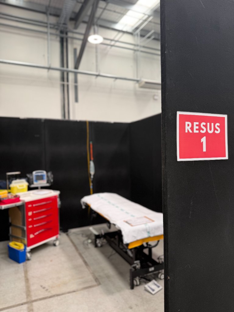 MRI resus bay signage