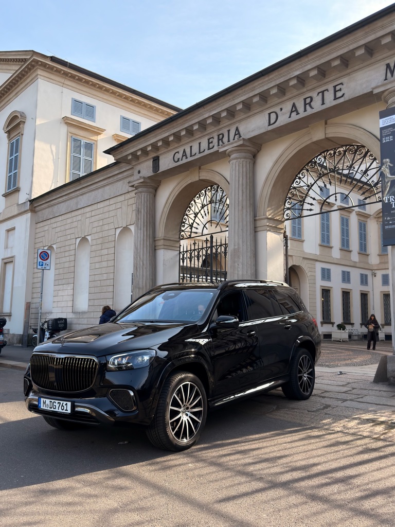 Mercedes-Maybach GLS 600 rental courchevel - DeGa Auto