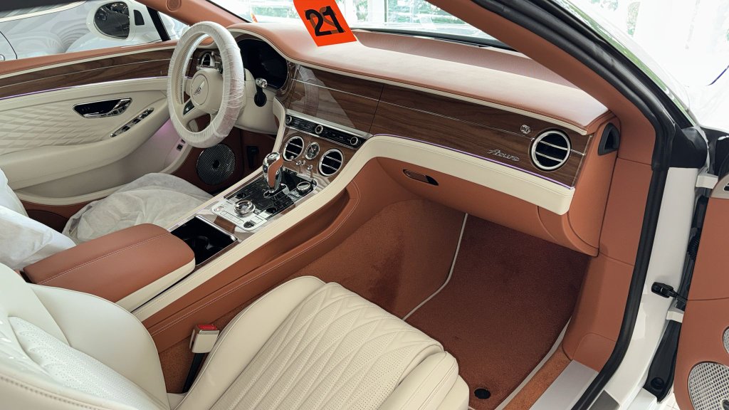 Bentley Continental GTC Speed V8 Hybrid rear view - DeGa Auto