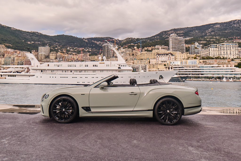 Bentley Continental GTC Speed Edition 12 interior - DeGa Auto