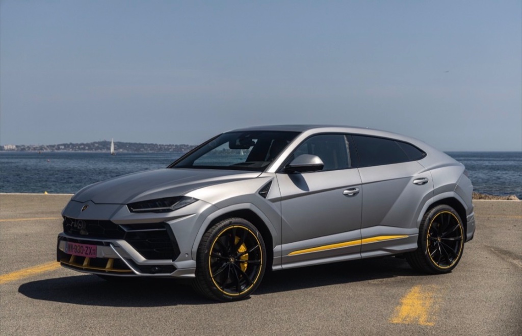 Lamborghini Urus Graphite Edition exterior - DeGa Auto
