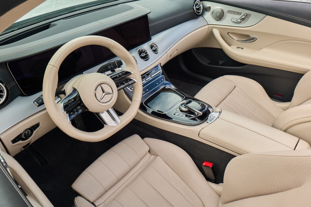 Mercedes-Benz E 450 Cabriolet interior - DeGa Auto