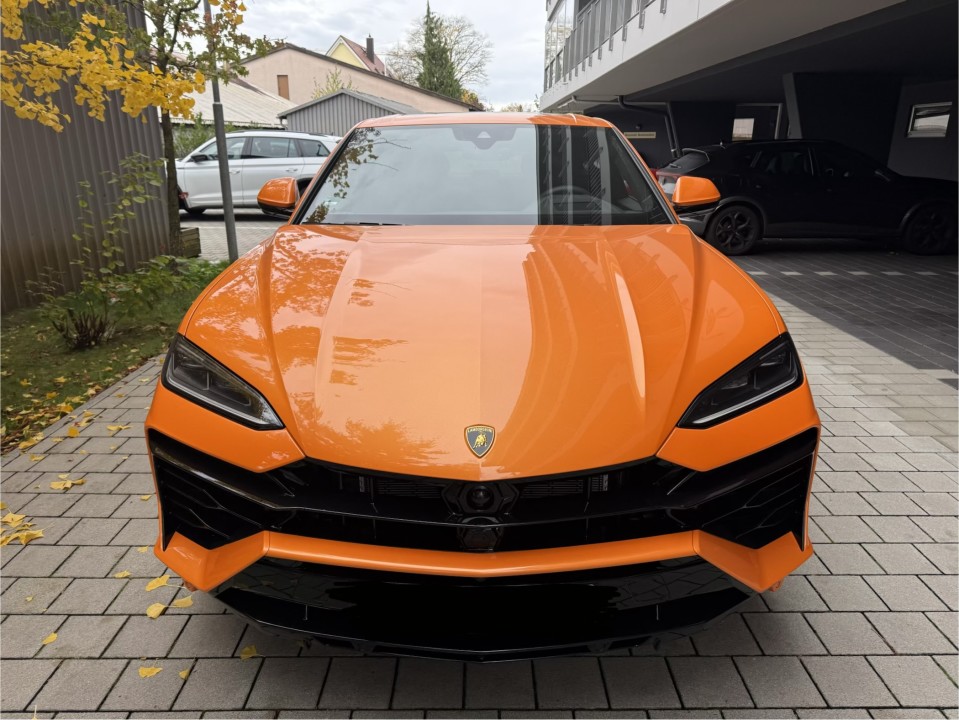 Lamborghini Urus SE interior - DeGa Auto