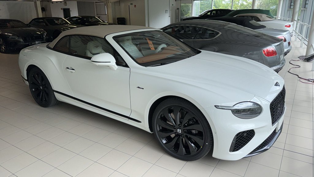 Bentley Continental GTC Speed V8 Hybrid rental courchevel - DeGa Auto