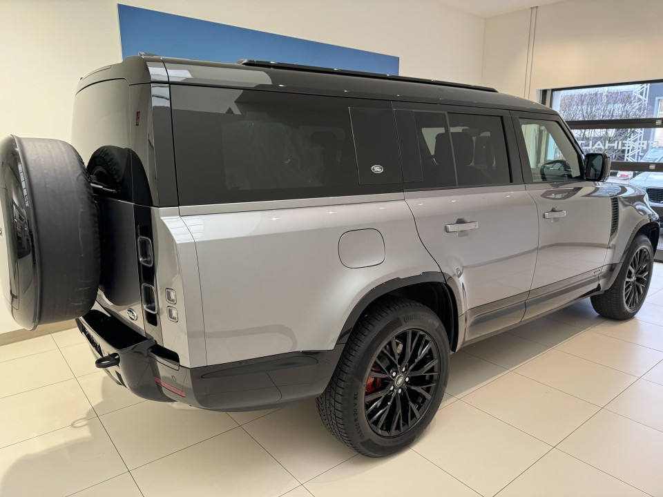 Land Rover Defender 130 X interior - DeGa Auto