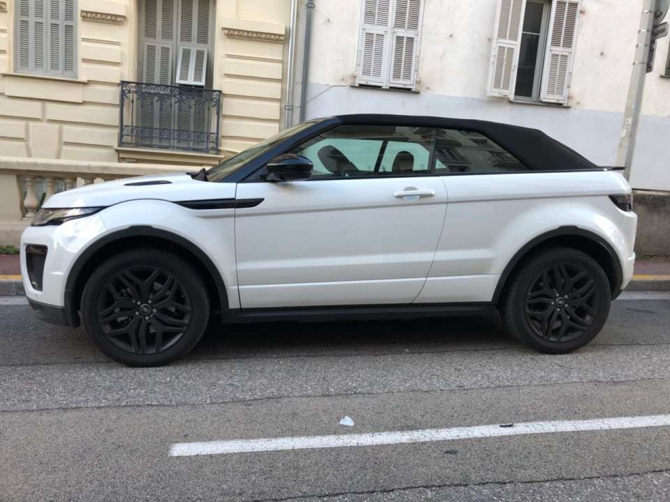 Range Rover Evoque Cabrio interior - DeGa Auto