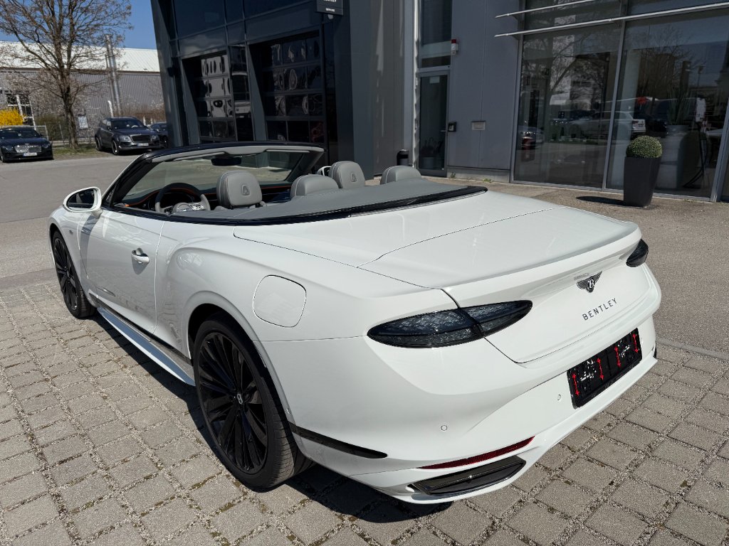Bentley Continental GTC Speed V8 Hybrid interior - DeGa Auto