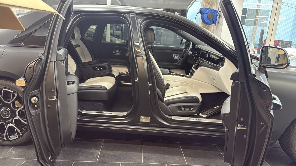 Rolls-Royce Ghost Black Badge side profile - DeGa Auto