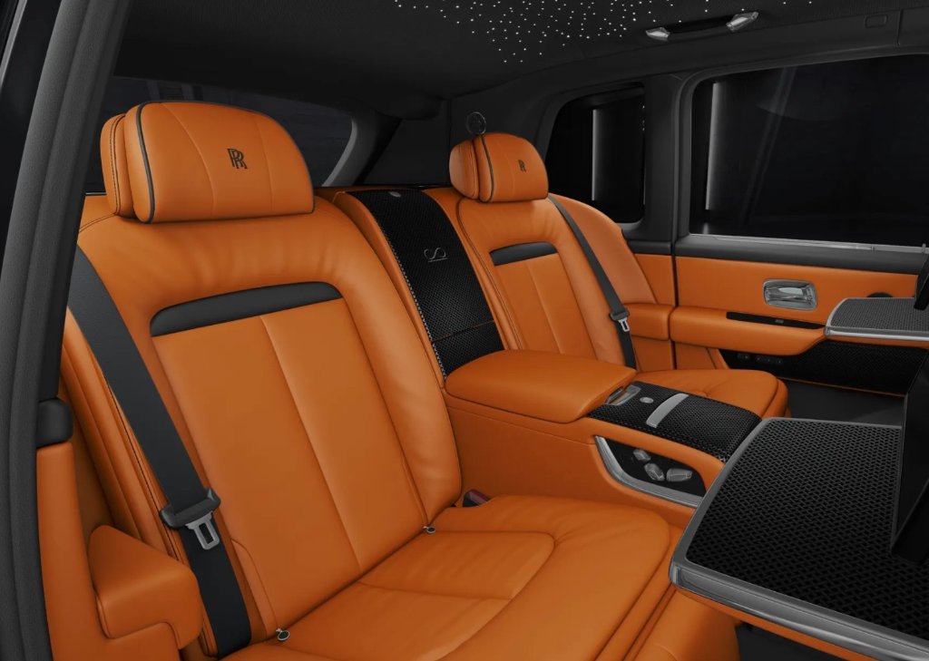 Rolls-Royce Cullinan Black Badge side profile - DeGa Auto