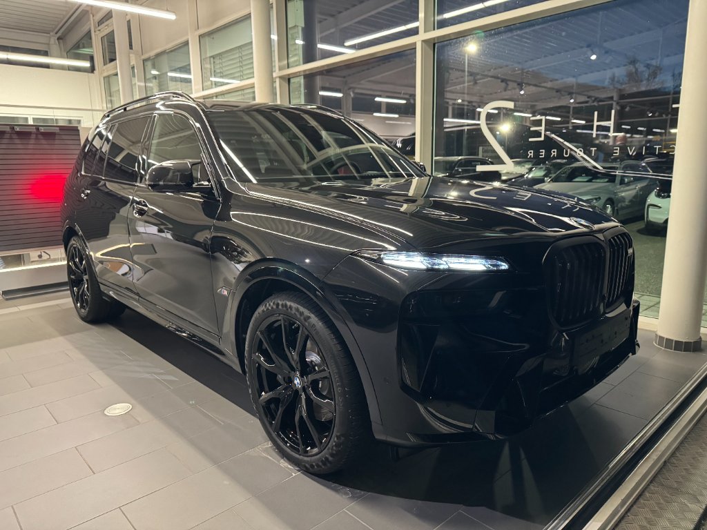 BMW X7 M60i rental courchevel - DeGa Auto