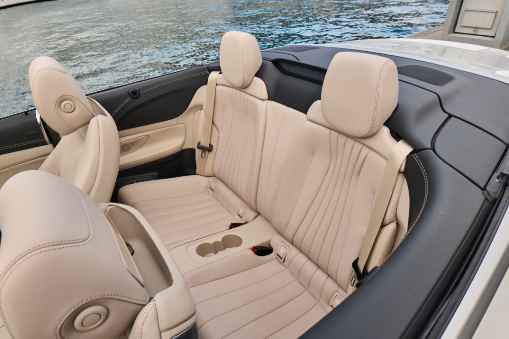 Mercedes-Benz E 450 Cabriolet rear view - DeGa Auto