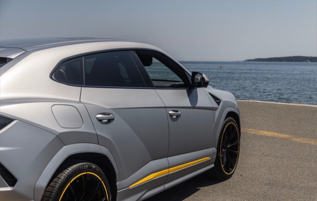 Lamborghini Urus Graphite Edition rear view - DeGa Auto