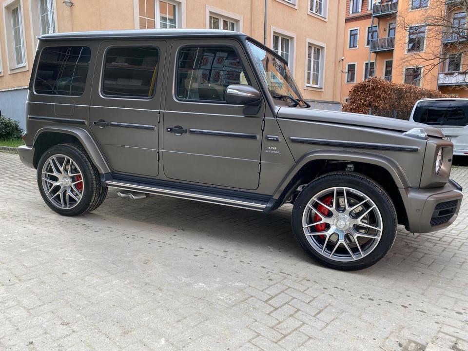 Mercedes-AMG G 63 Matte Grey rental courchevel - DeGa Auto