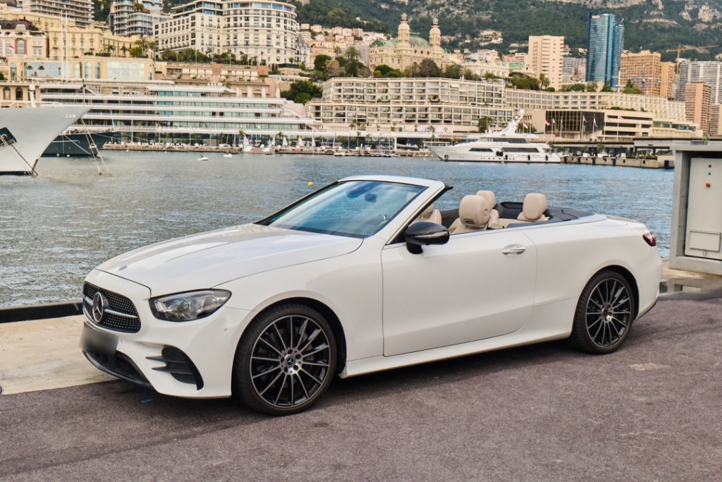 Mercedes-Benz E 450 Cabriolet rental courchevel - DeGa Auto
