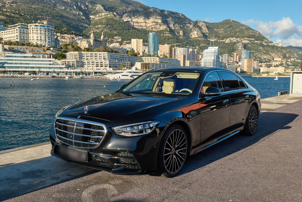 Mercedes-Benz S 500 4MATIC Long rental courchevel - DeGa Auto