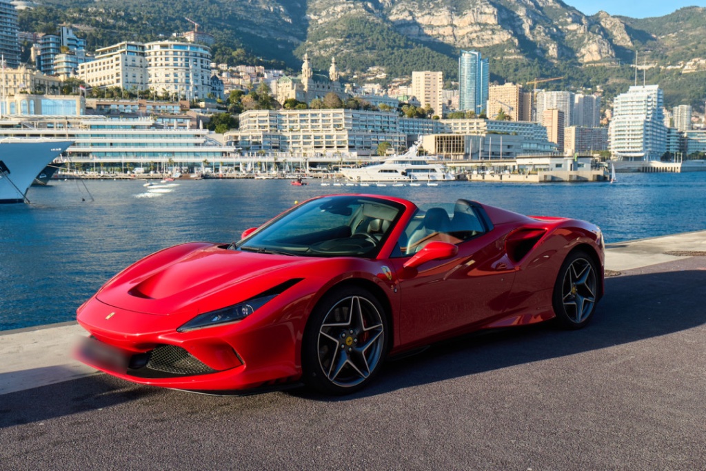 Ferrari F8 Spider rental courchevel - DeGa Auto