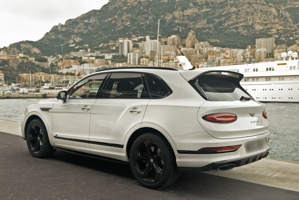 Bentley Bentayga V8 exterior - DeGa Auto