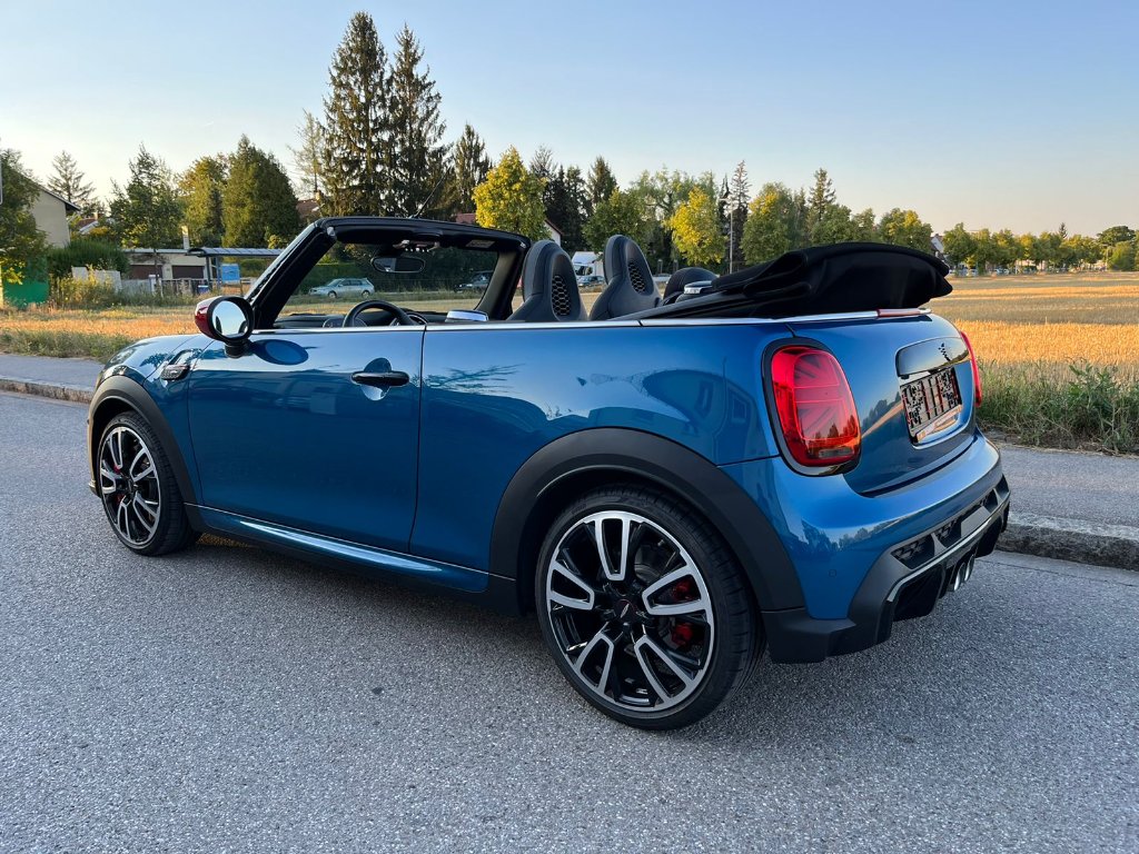 MINI John Cooper Works Cabrio (Blue) interior - DeGa Auto