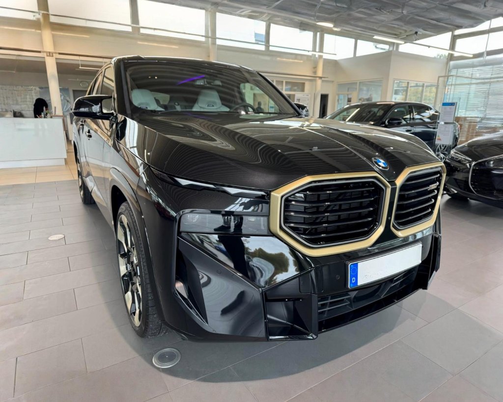 BMW XM M rental courchevel - DeGa Auto