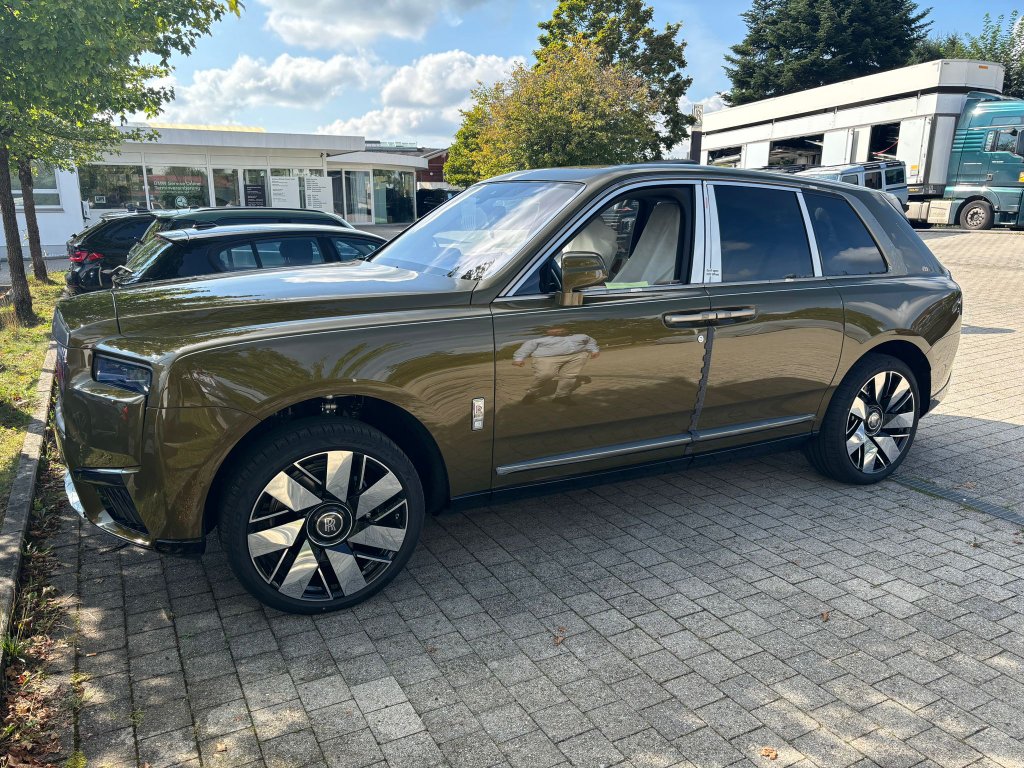 Rolls-Royce Cullinan Serie II exterior - DeGa Auto