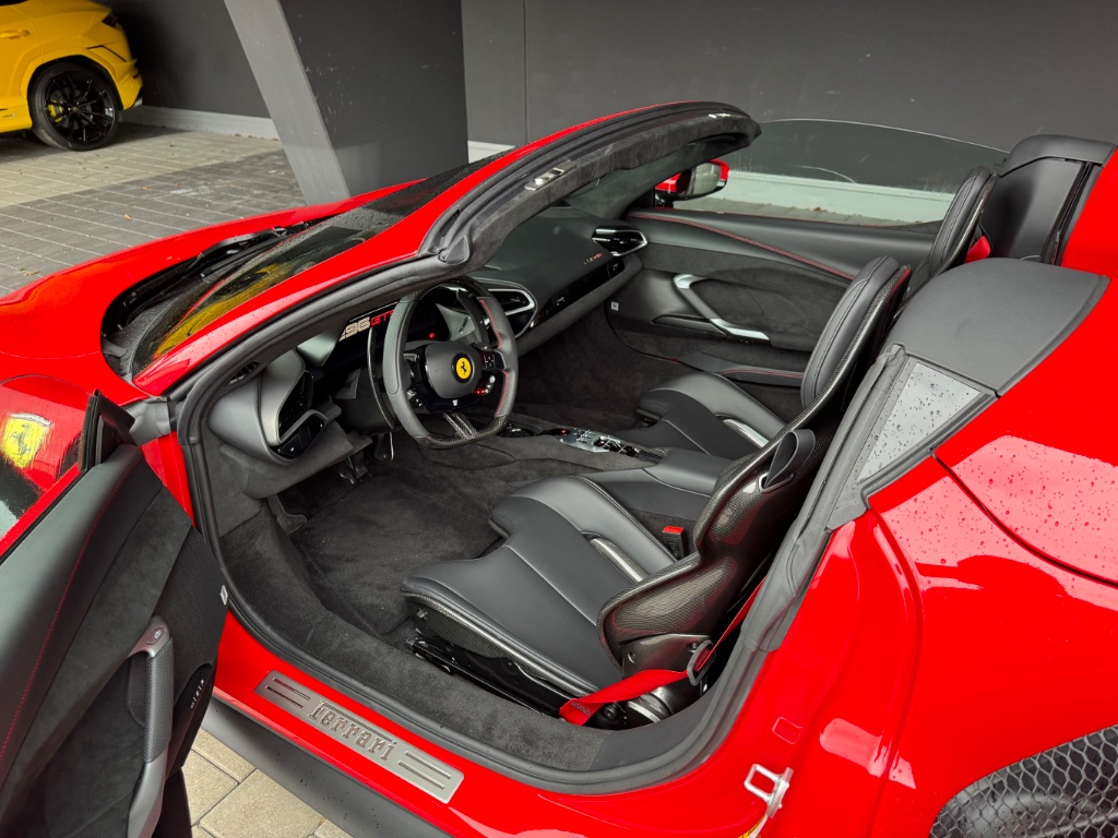 Ferrari 296 GTS Spider exterior - DeGa Auto
